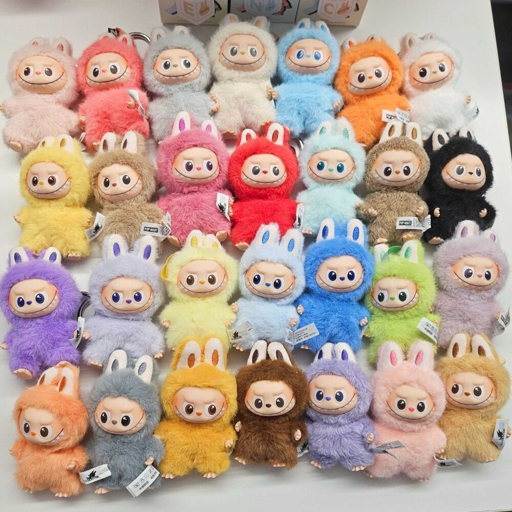 THE MONSTERS mini Labubu Pin for Love Series Vinyl Plush Pendant